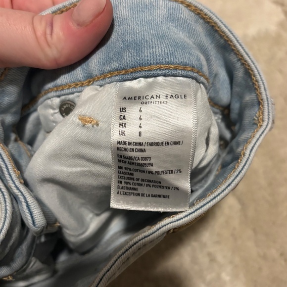 Light Wash Denim High Waisted Shorts - Picture 3 of 3